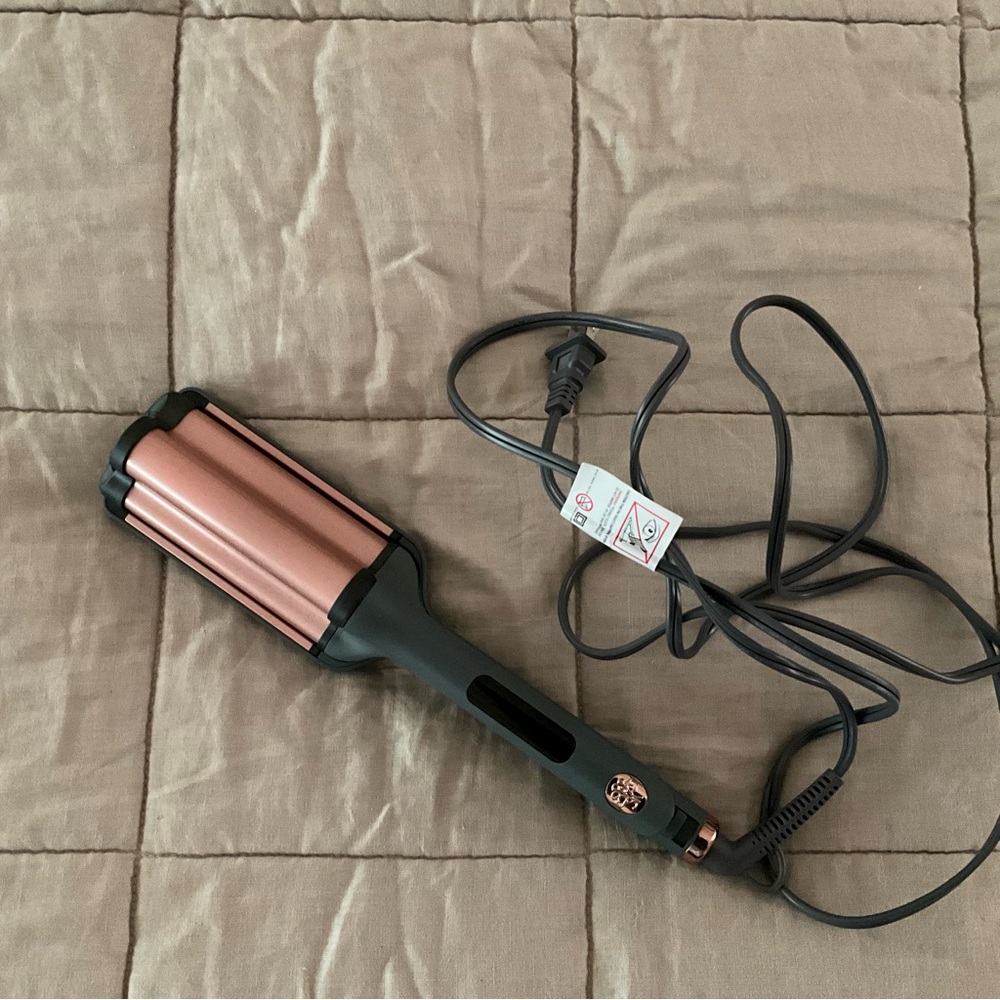 Hairitage Curling Iron and Crimper